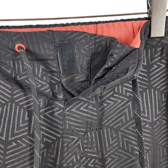 ZeroXposur Mens Plunge Swim Shorts 9" Swim Trunks Men's Size M Black Red UPF 50+ - Picture 4 of 7